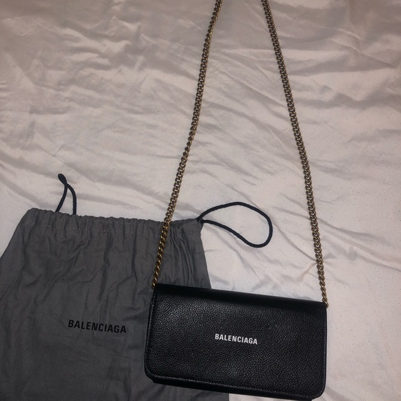 Balenciaga Wallet with Chain Strap - Picture 5 of 7